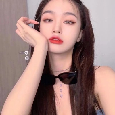 弹珠汽水瓶里的千岁同学